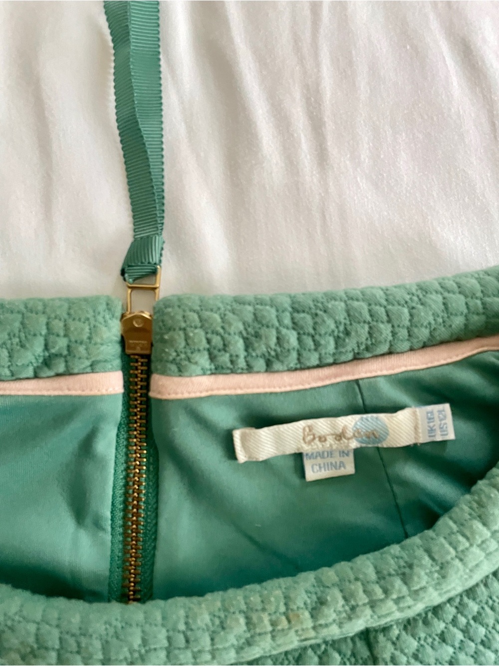 Boden Sixties Jacquard Green Long-Sleeve Sheath Dress - Picture 5 of 7